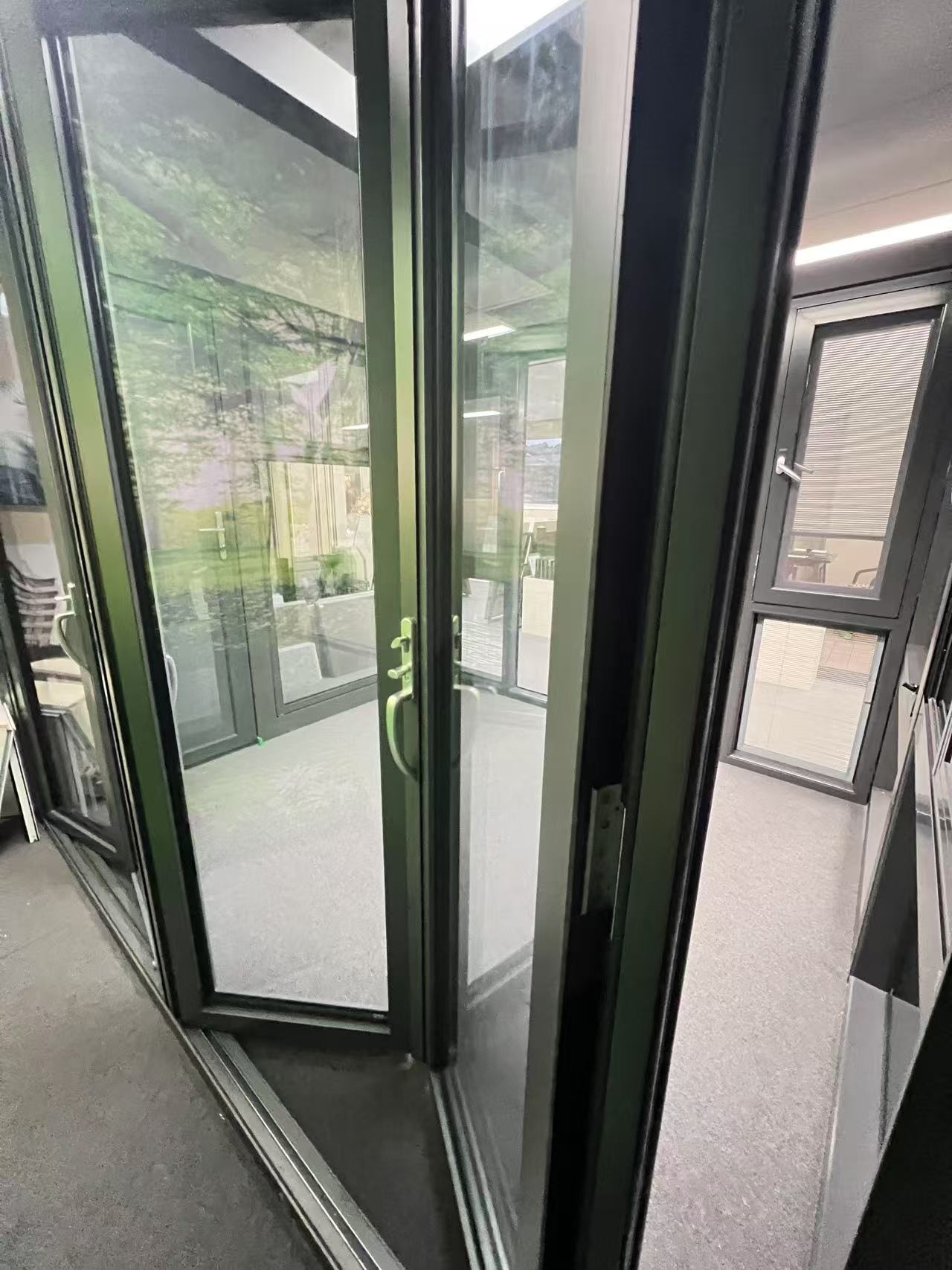 Aluminium alloy door - Image 8