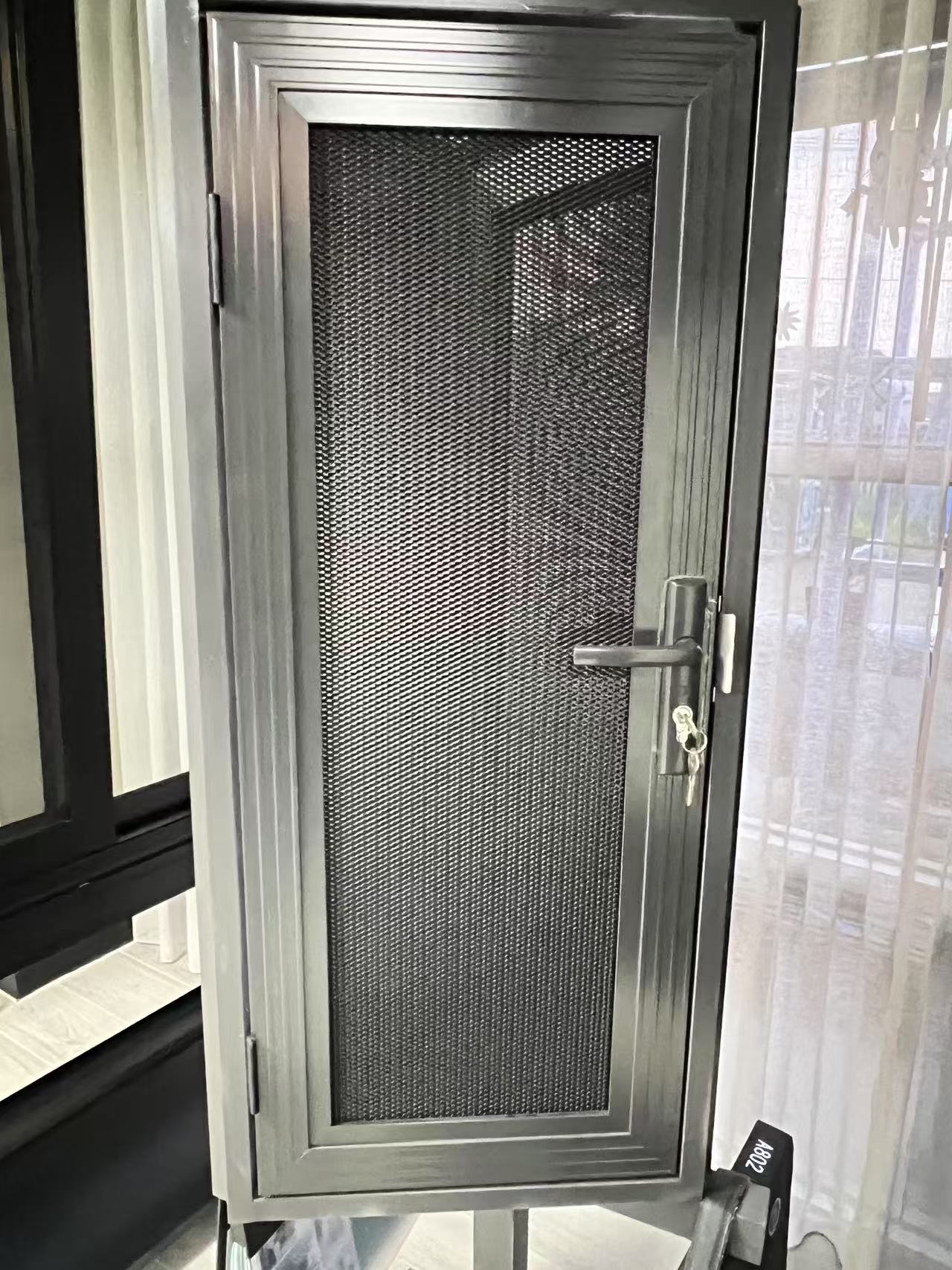 Aluminium alloy door - Image 10